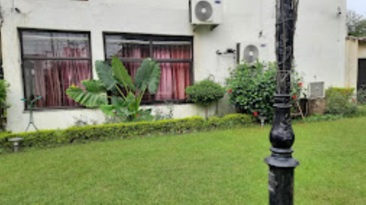 Mp Tourist Bunglow , Chitrakoot Hotel Sitapur Muafi Bagian luar foto